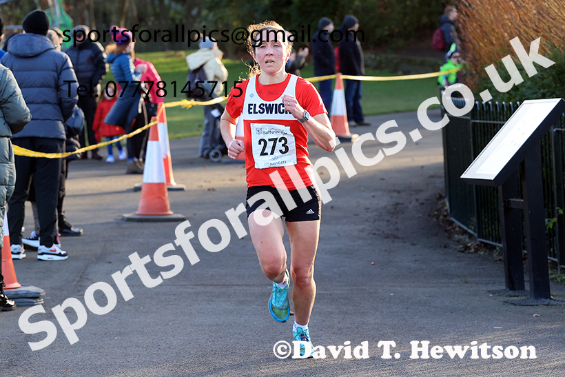 The 2024 Saltwell 10k Road Race, Gateshead. Photo: David T. Hewitson/Sports for All Pics